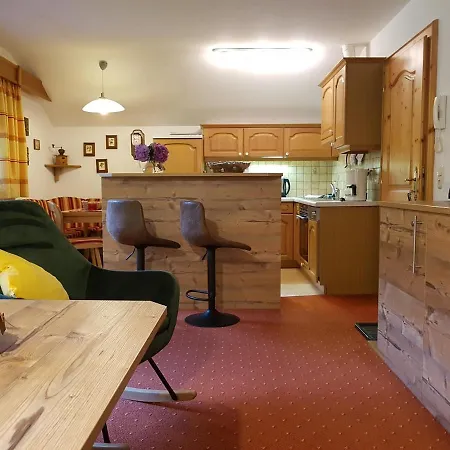 Haus Gandler Apartament *