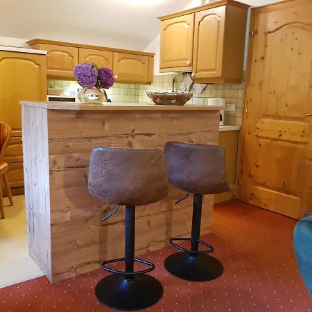 Haus Gandler * Zell am See